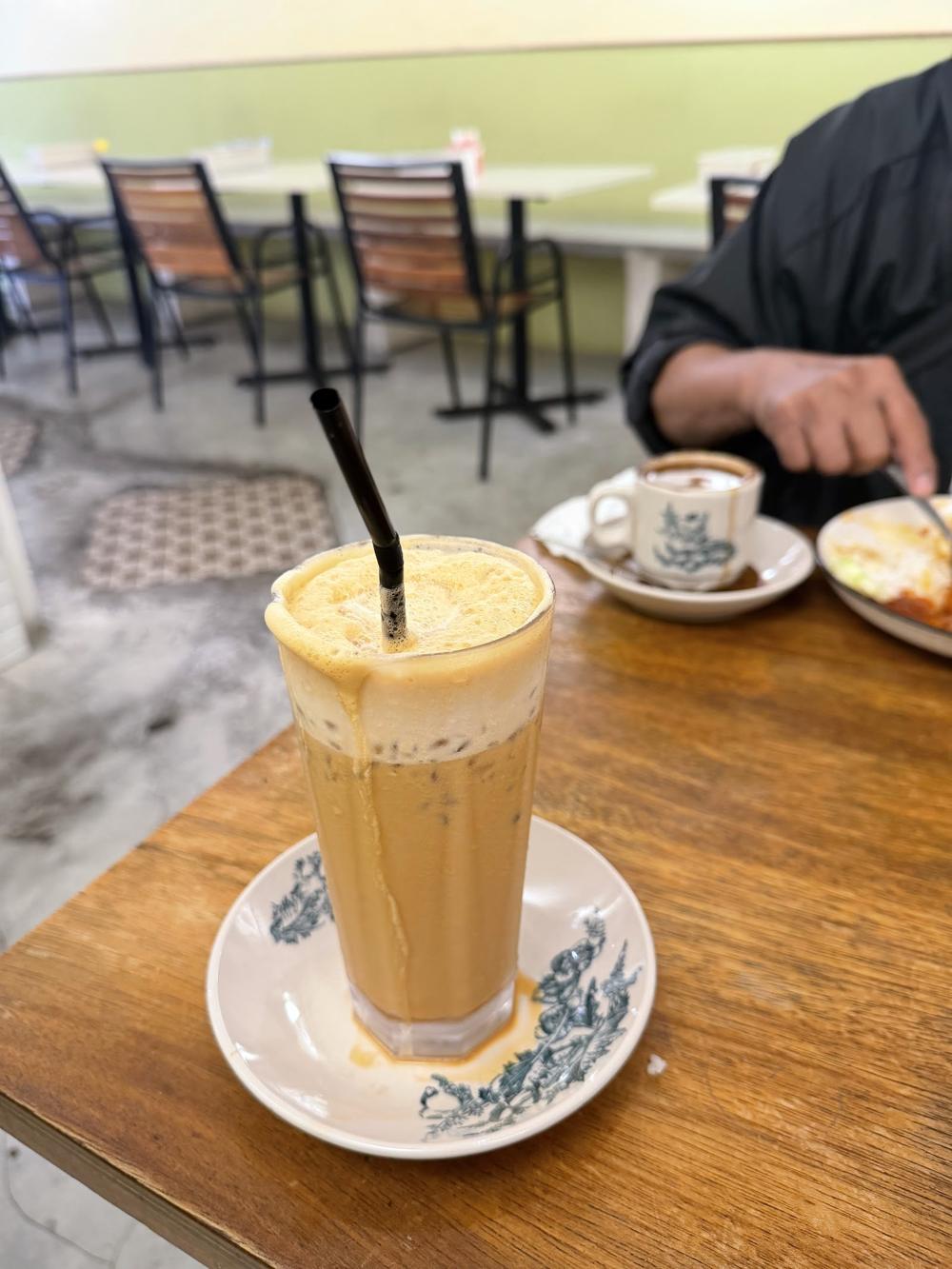 Teh & Ice Milk Tea